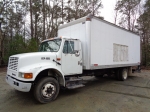 (#30604) 2001 INTERNATIONAL Model 4700 Single Axle Straight Truck