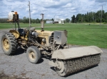 INTERNATIONAL Broom Tractor