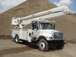 2005 INTERNATIONAL Model 7300 Single Axle Bucket Truck