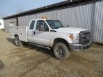 (P-100) 2015 FORD Model F-350XL Super Duty 4x4 Extended Cab Utility Truck