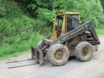 1989 NEW HOLLAND Model 553 Skid Steer Loader, s/n 750960