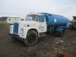 1972 INTERNATIONAL Loadstar 1800 Single Axle Fuel Truck