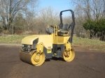 2004 CATERPILLAR Model CB224E Vibratory Roller, s/n 22403091