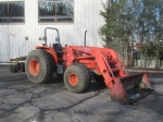 KUBOTA Model M8200, 4x4 Utility Tractor, s/n 52510