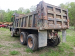 1975 INTERNATIONAL Model F-5070 Tandem Axle Dump Truck