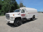 1988 FORD Model F-800 Single Axle Fuel Truck