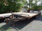 2004 INTERNATIONAL Tandem Axle Tag-A-Long Trailer